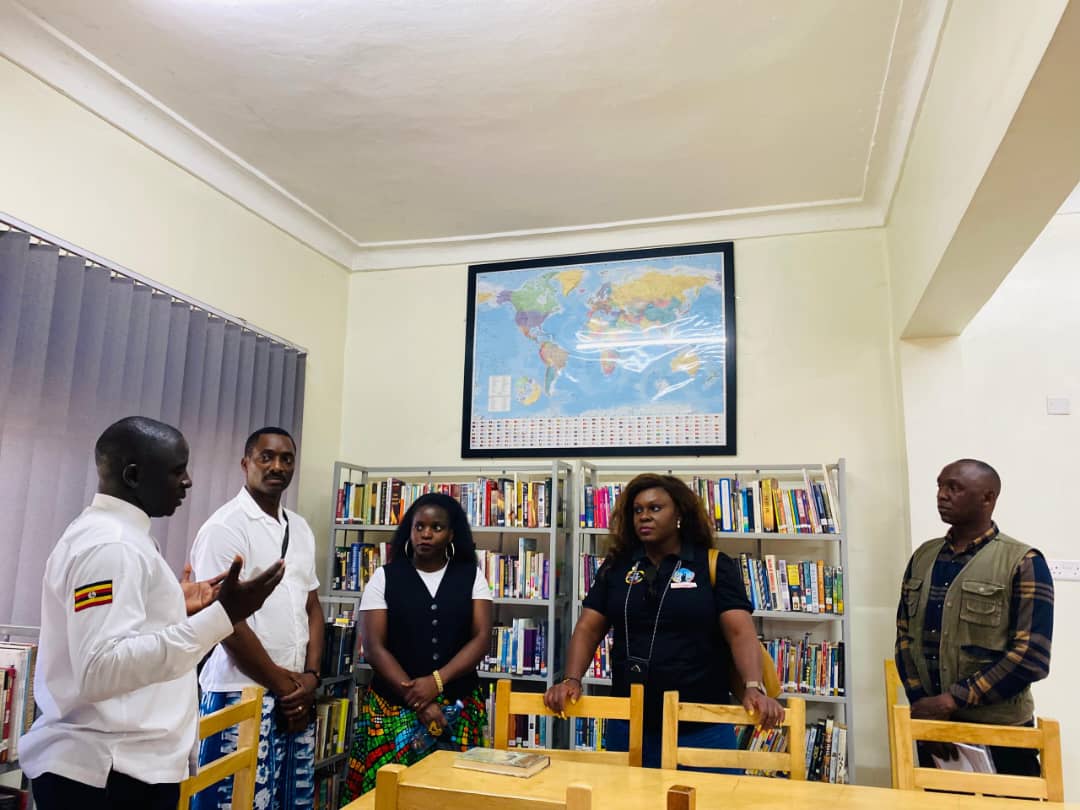 Amb. Rosa Marango nga alambuzibwa Library ya Buganda.